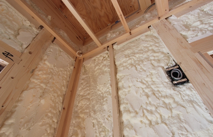 充填断熱（内断熱）