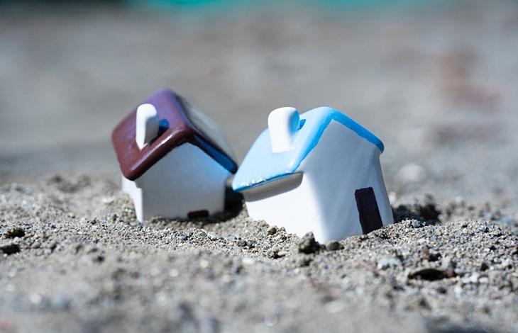 地盤状況と法的規制の確認